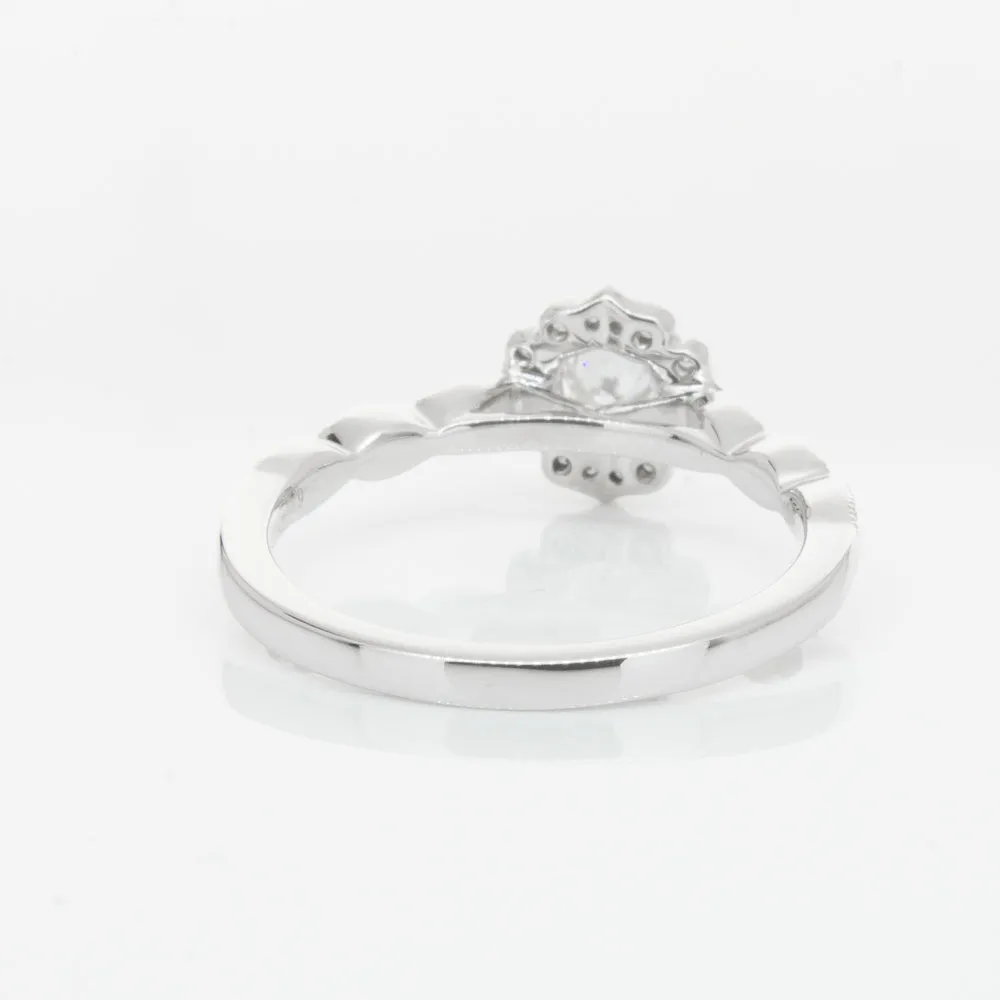 18ct White Gold .30ct Diamond Paramount Ring