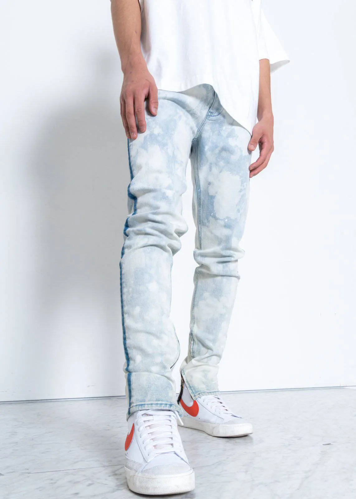 Konus Men's Cloud Washed Denim